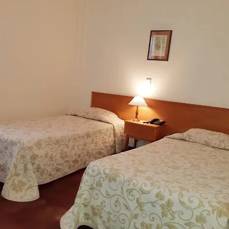 Residencial Do Vale 3* פונשל