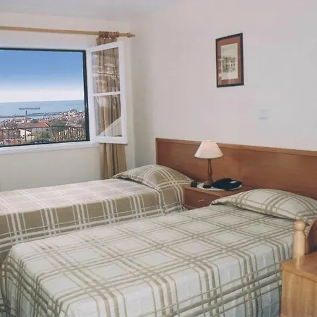 בית הארחה Residencial Do Vale 3*