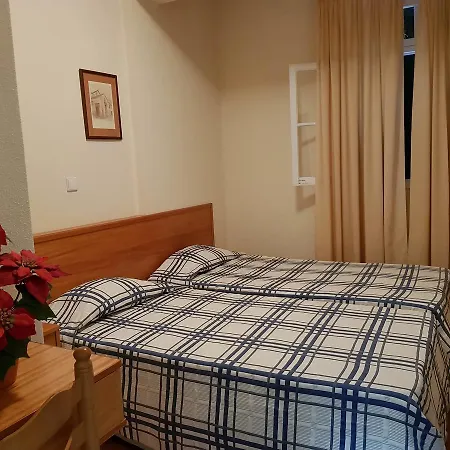Residencial Do Vale בית הארחה