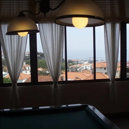 Residencial Do Vale בית הארחה פונשל