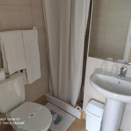 Residencial Do Vale בית הארחה