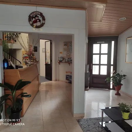 Residencial Do Vale בית הארחה פונשל