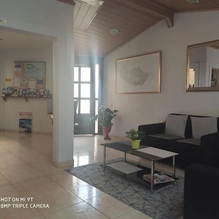 בית הארחה Residencial Do Vale 3*
